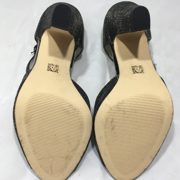 Anne Klein Women's Henrika Fabric Dress Pump - Picture 5 of 5